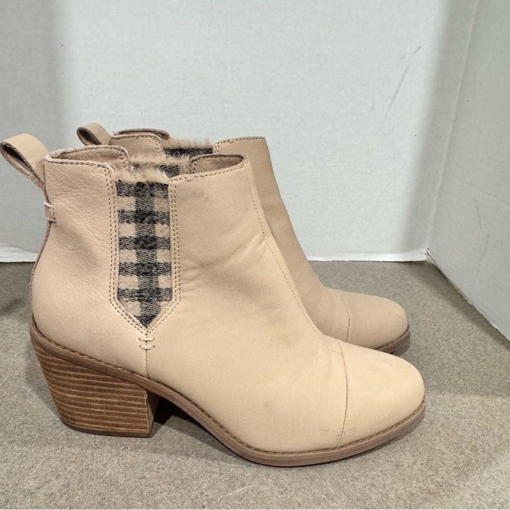 Toms Women Everly Plaid Cutout Block Heel Booties Size 8.5 In Color Sand